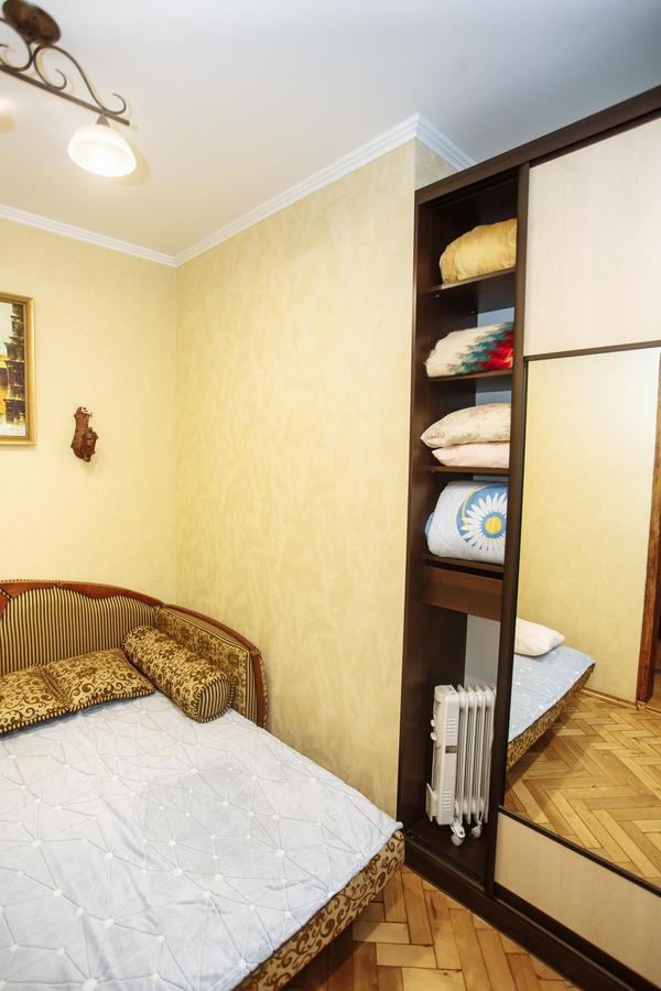 Halytska Apartment Lviv Exterior photo
