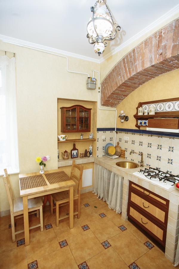 Halytska Apartment Lviv Exterior photo